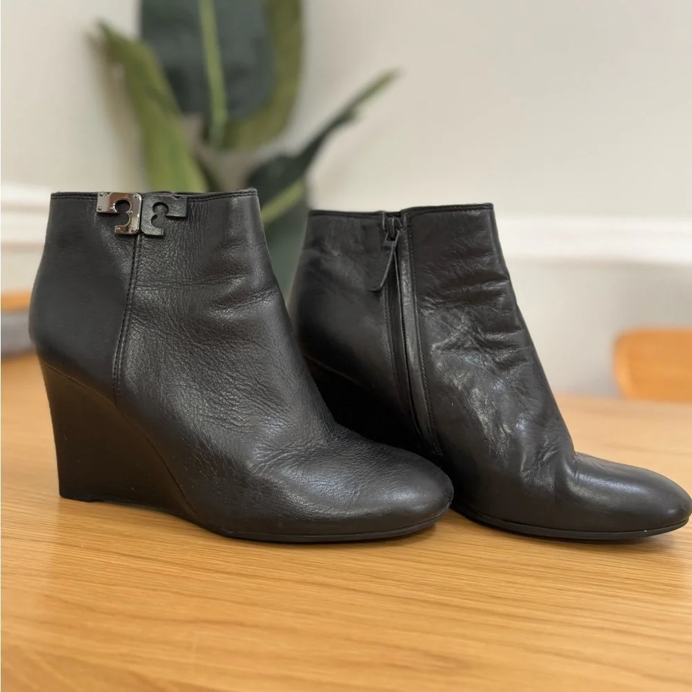 Tory Burch Black Leather Wedge Ankle Boots- Bootie– Size 8M